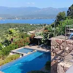La Baie Des Anges 别墅